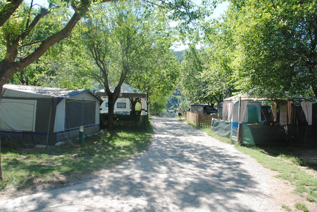 Camping Organya Hotel Esterno foto